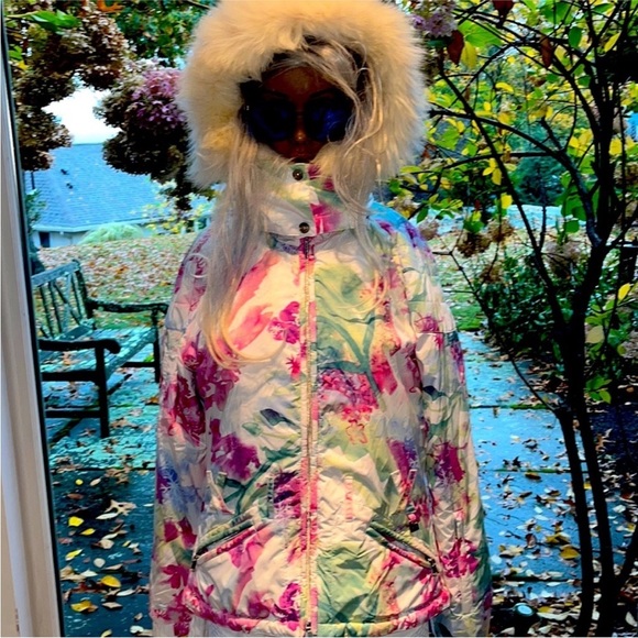 Nils pink & pastel on white floral ski jacket w/removable faux fur trimmed hood